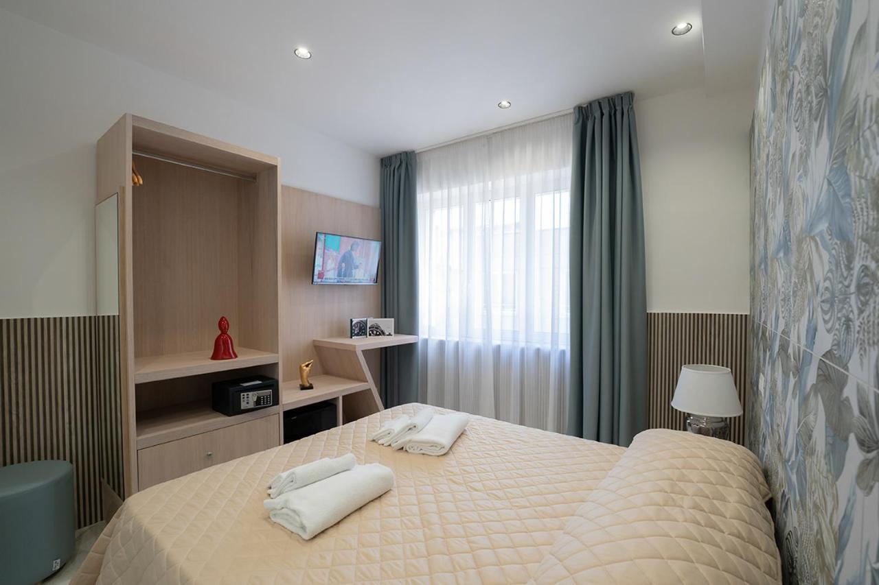 P.c. Boutique H. Lifestyle, Centro, By Clapa Group Dislocated Hospitality Affittacamere Napoli